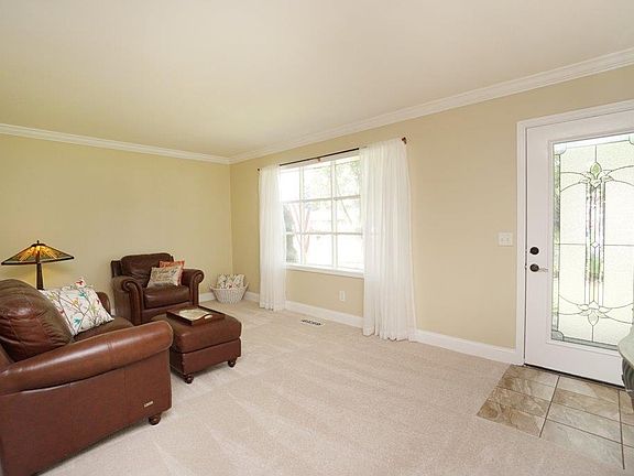 2nd image of 6288 Shannon Dr