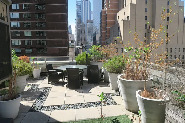 Rented by JSG Realty Corp | media 29