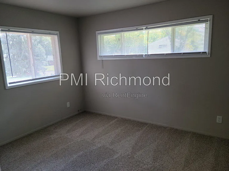 9604 Stoneridge Ln — Photo 12