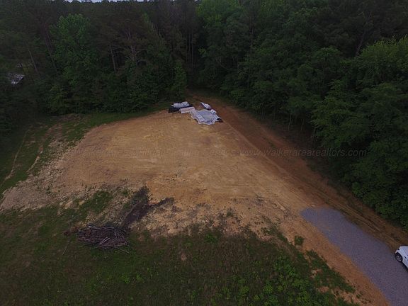 2nd image of 2238 Duncan Rd