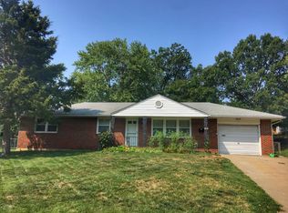 1709 Country Side Ln, Columbia, MO 65202