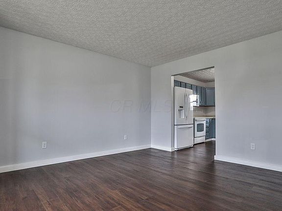 3rd image of 3646 Lake Albert Way