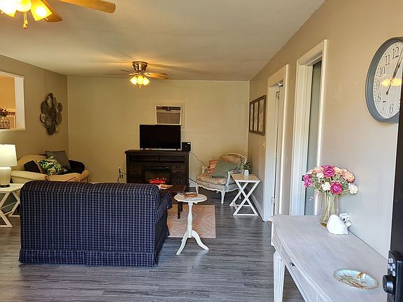 2nd image of 313 Lacey St