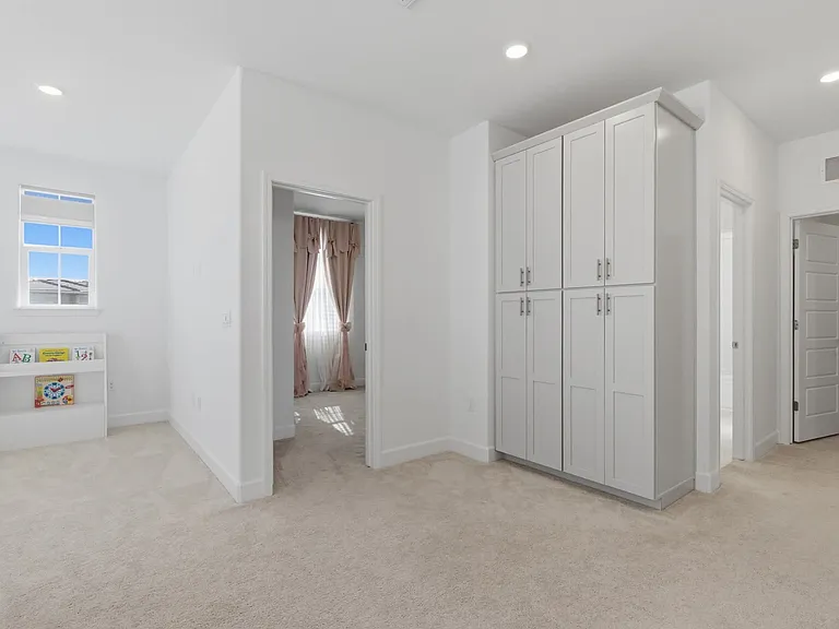 1582 Levy St — Photo 20