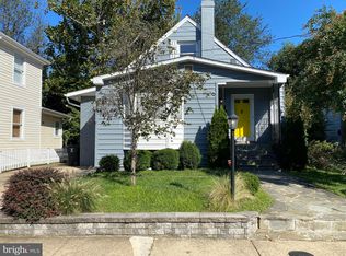 323 S Adams St, Arlington, VA 22204