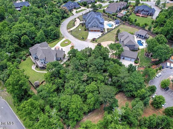 3rd image of 4020 Firethorn Court