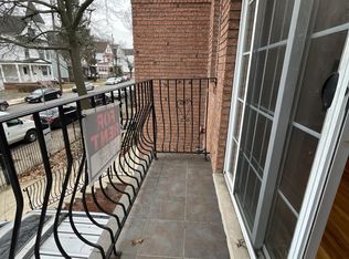 63 S 10th St #2, Newark, NJ 07107