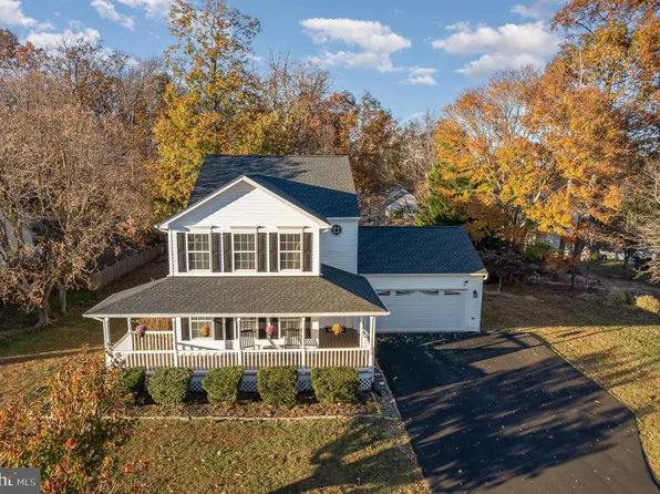 79 Cardinal Forest Dr, Fredericksburg, VA 22406
