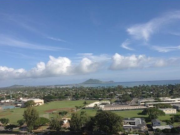 Ocean views from Mokapu peninsula to Mokulua islands