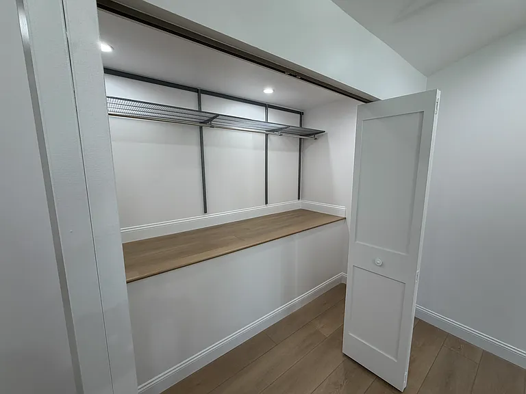 Massive bedroom closet