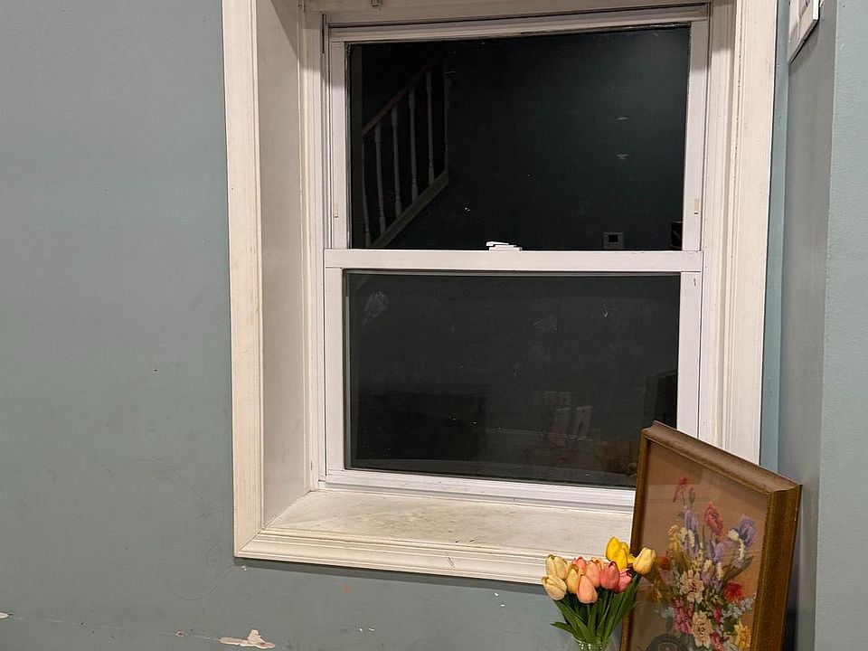 1st image of 129 Woodland Ave