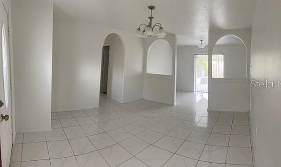 5th image of 61 Bolton Ct