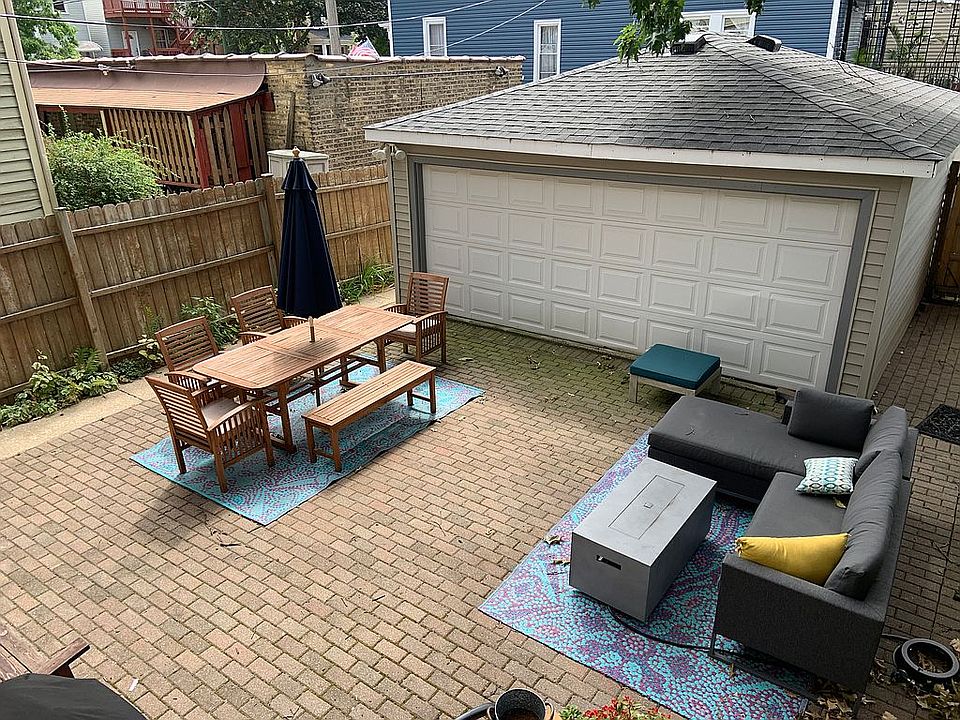 1st image of 3639 W Wrightwood Ave