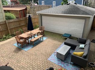 3639 W Wrightwood Ave, Chicago, IL 60647
