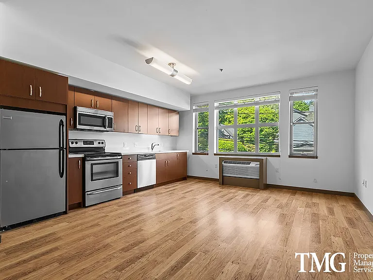 Corbett Heights Apartment Homes — Photo 23