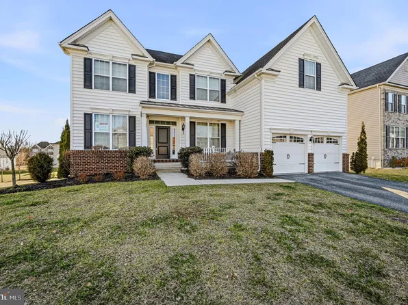 808 Quinn Ct, New Castle, DE 19720