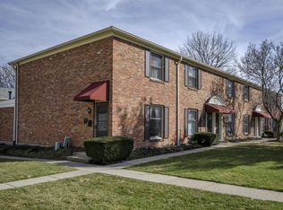 922 Chatham Ln #C, Columbus, OH 43221