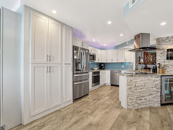 5th image of 8880 S Ocean Dr APT 708