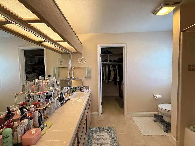 3043 Woods Cir — Photo 12