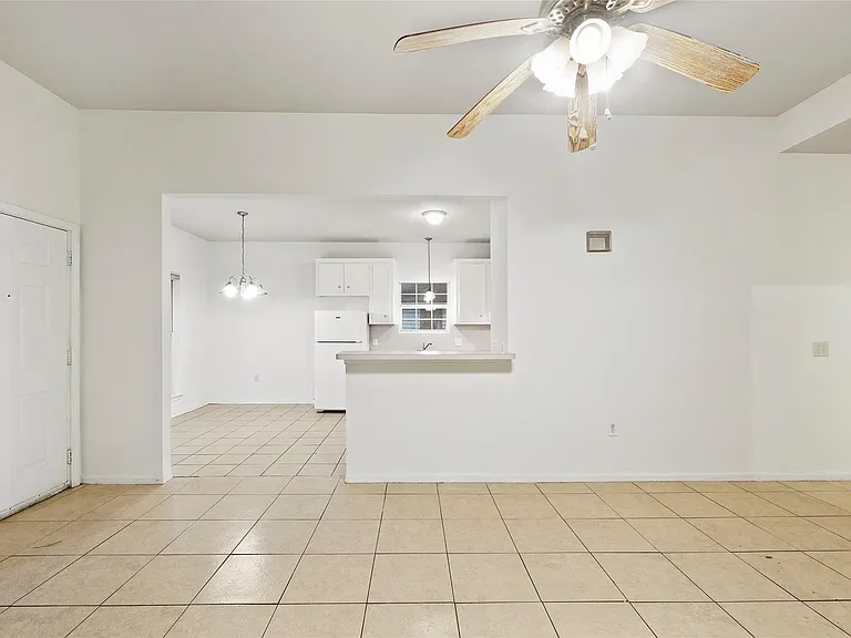 5502 Finch St #B — Photo 10
