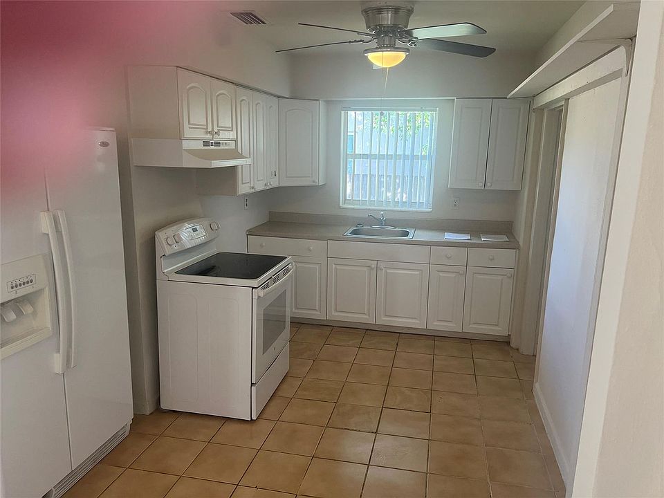 1st image of 1410 N 65th Ave