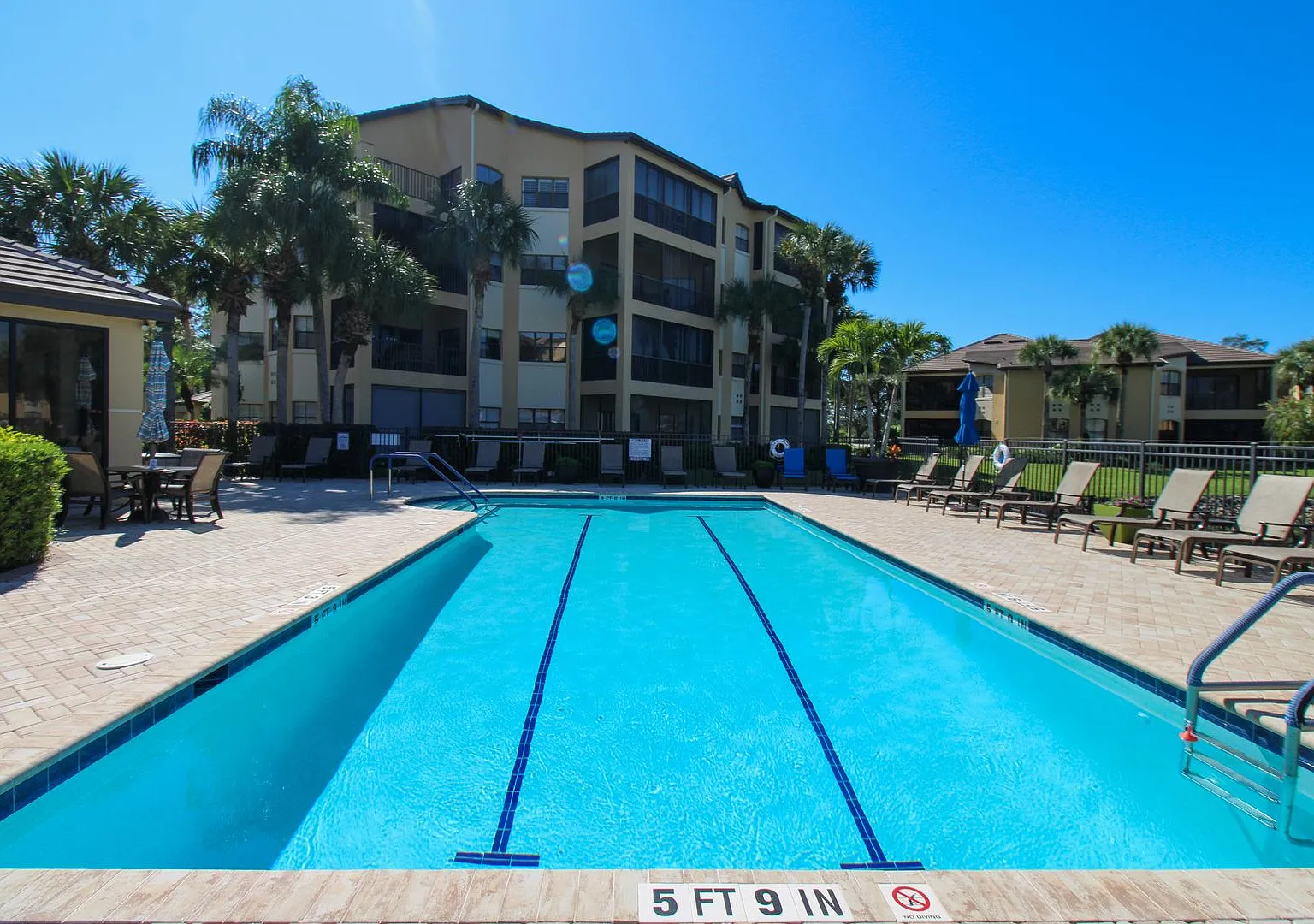** The Vineyards Seasonal ** 2 Bed Plus A Den\2 Bath 2nd Floor Coach Home Ready For You ** Vacati... — Photo 3