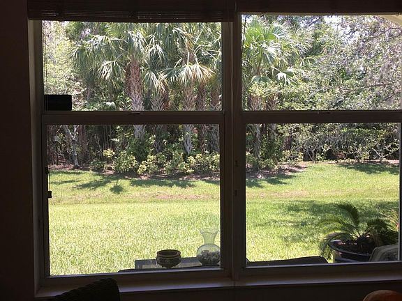 5th image of 1268 SE Fleming Way