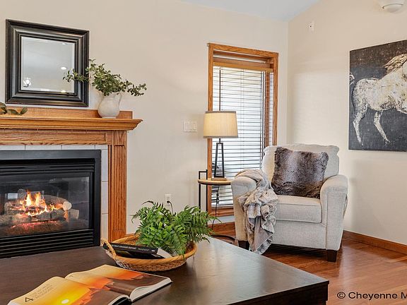 5th image of 2066 Canyon Dr