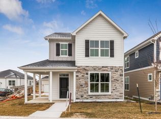 2696 NW 165th Ln, Clive, IA 50325