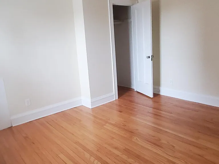 7135 W Irving Park Rd — Photo 9
