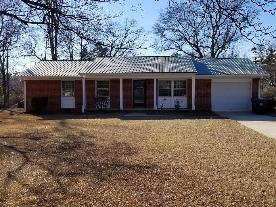 1st image of 515 College Dr