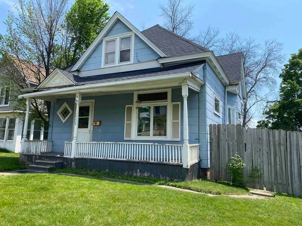 1528 E 4th St, Duluth, MN 55812