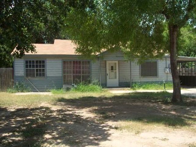 1st image of 309 E 12th St