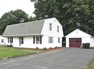 30 Elbridge Rd, Auburn, MA 01501
