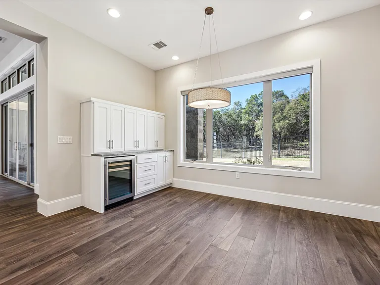 2604 Arion Cir — Photo 10