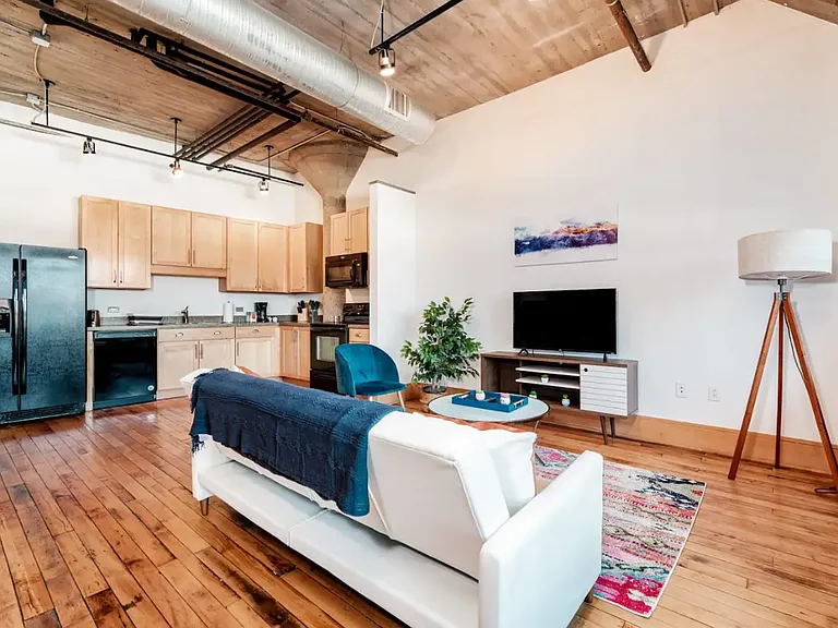 The Adler Frame Lofts — Photo 28