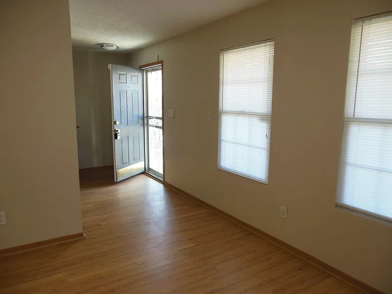 5929 Bay Harbor Dr — Photo 21