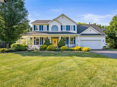 6106 Marcus Way, Farmington, NY, 14425