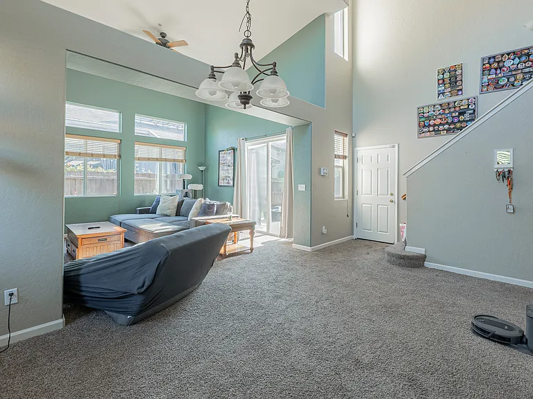 1739 W Castoro Way — Photo 17