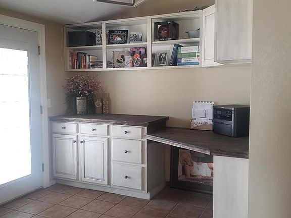 3rd image of 6905 Michelle Dr