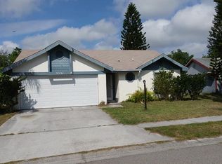 3531 65th Avenue Cir E, Sarasota, FL 34243
