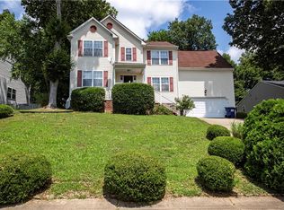 11512 W Providence Rd, North Chesterfield, VA 23236