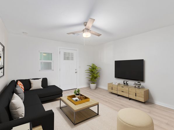 312 E Kinderman Dr #9