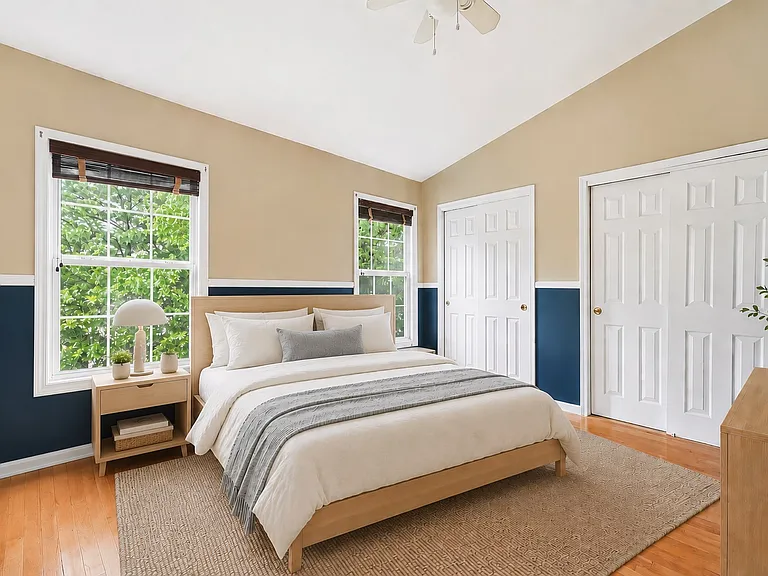 334 Wilshire Dr — Photo 8