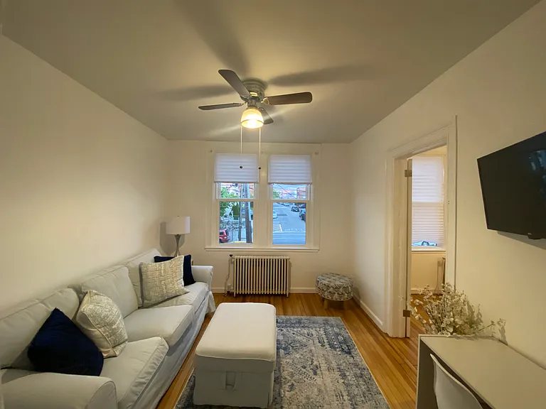 821 Grand Ave #2 — Photo 7