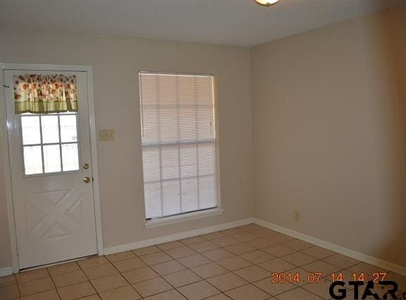 2nd image of 1818 Susan Dr