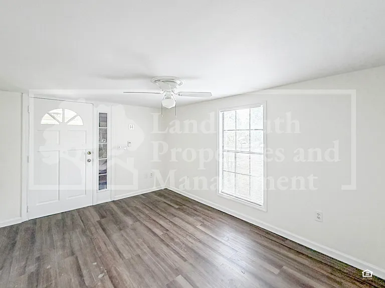 3818 Ethel Ave — Photo 7