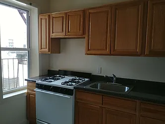 Rented by Elite Team Realty LLC