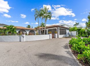 508 Fairway Ter, Naples, FL 34103