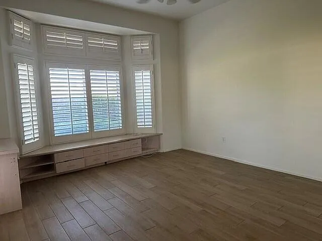 37624 Breeze Way — Photo 10